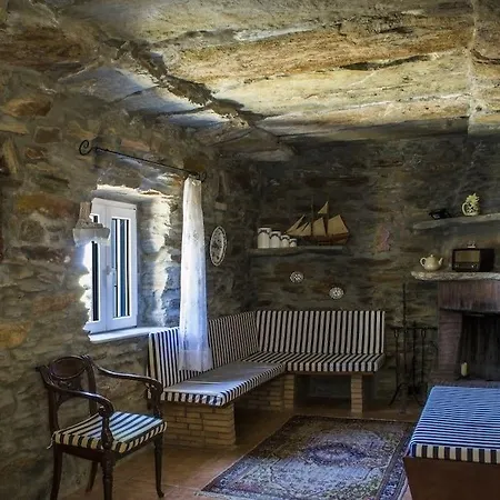 Drakos Apartment